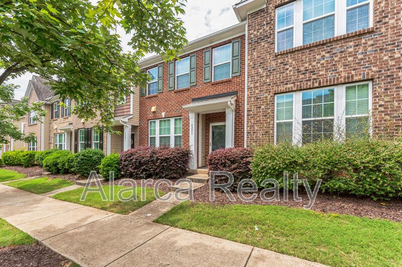 8285 Viewpoint Lane Cornelius, NC 28031 Alarca Property Management