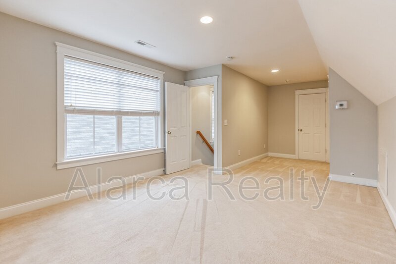 For Rent: 4234 Vance Rd N Huntersville NC 28078 property image