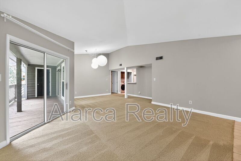 For Rent: 7425 Ashfield Ct Charlotte NC 28226 property image