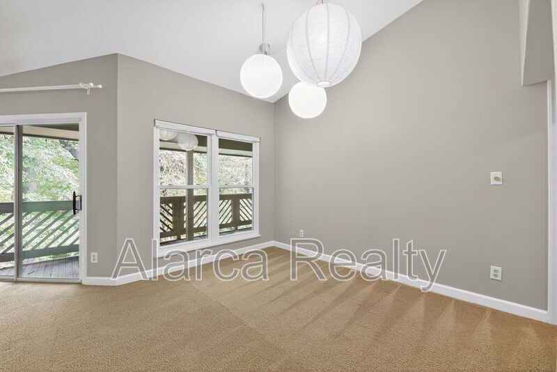 For Rent: 7425 Ashfield Ct Charlotte NC 28226 property image