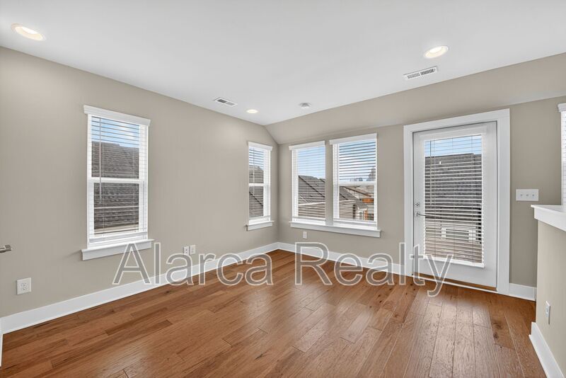 For Rent: 2123 Bryant Park Dr Charlotte NC 28208 property image