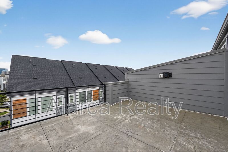 For Rent: 2123 Bryant Park Dr Charlotte NC 28208 property image