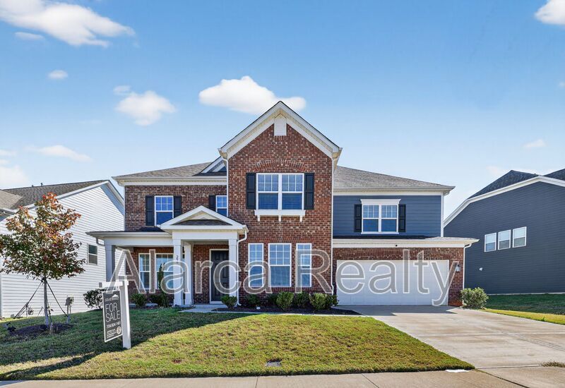 For Rent: 256 W Waterlynn Rd Mooresville NC 28117 property image