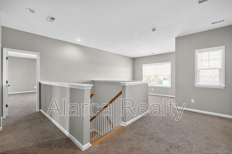 For Rent: 256 W Waterlynn Rd Mooresville NC 28117 property image