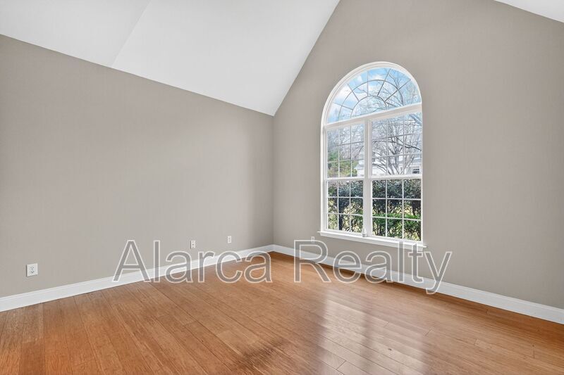 For Rent: 1454 Bedlington Dr NW, Charlotte, NC 28269 property image