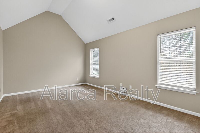 For Rent: 1454 Bedlington Dr NW, Charlotte, NC 28269 property image