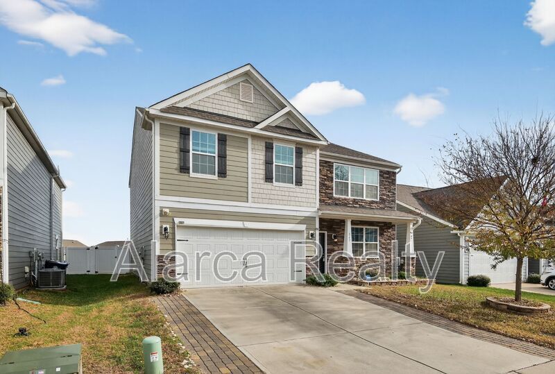 For Rent: 147 Cherry Birch St Mooresville NC 28117 property image
