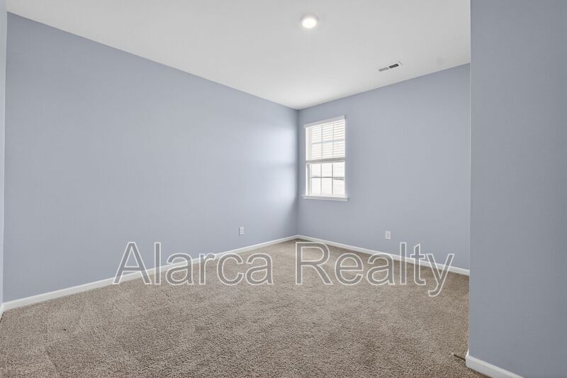 For Rent: 147 Cherry Birch St Mooresville NC 28117 property image