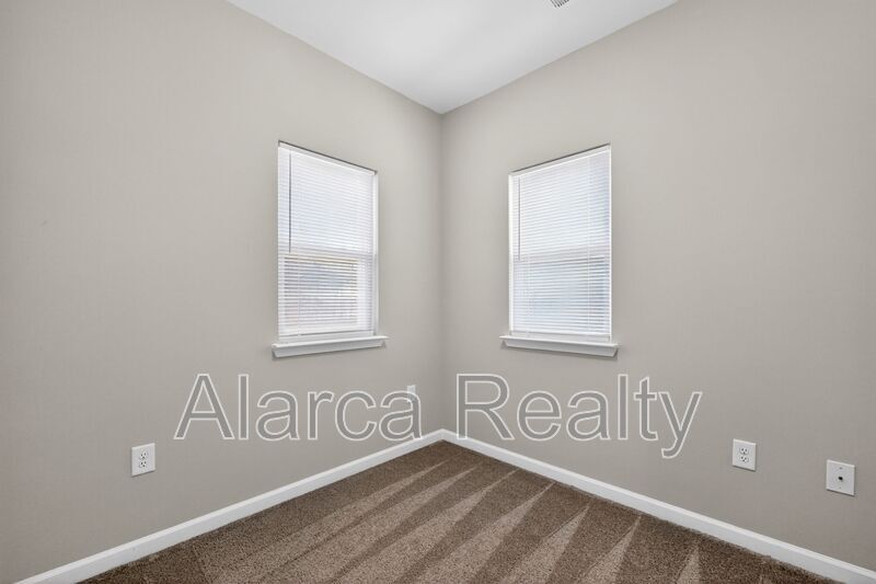 For Rent: 425 Centerfield Dr Charlotte NC 28214 property image