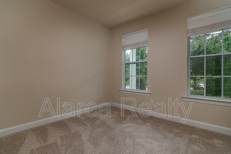 For Rent: 127 Blossom Ridge Dr Mooresville NC 28117 property image