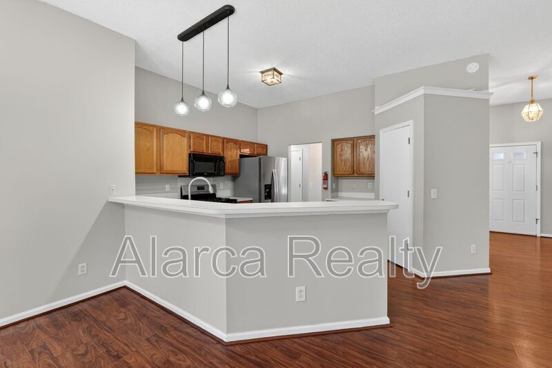 For Rent: 11025 Scrimshaw Ln Charlotte NC 28215 property image