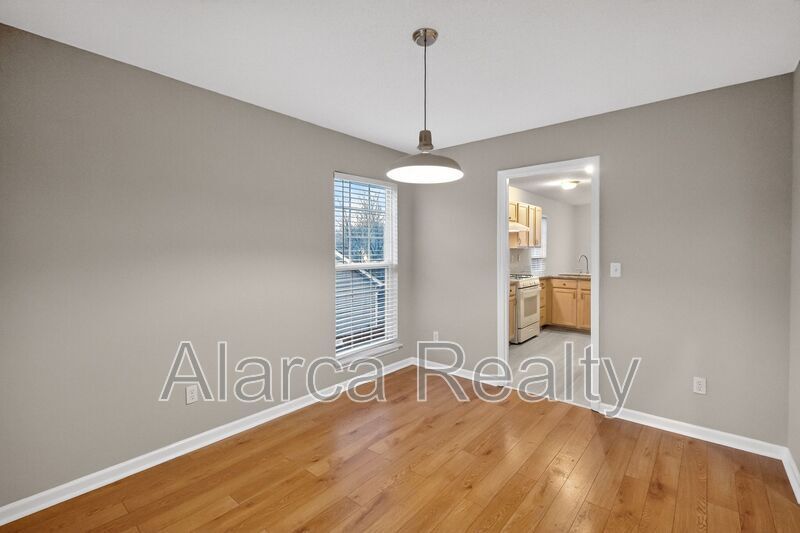 For Rent: 8619 Warwick Crest Ln Charlotte NC 28215 property image