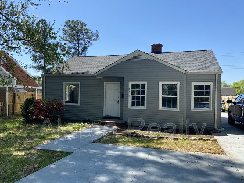 For Rent: 1513 Kimberly Rd Charlotte NC 28208 property image