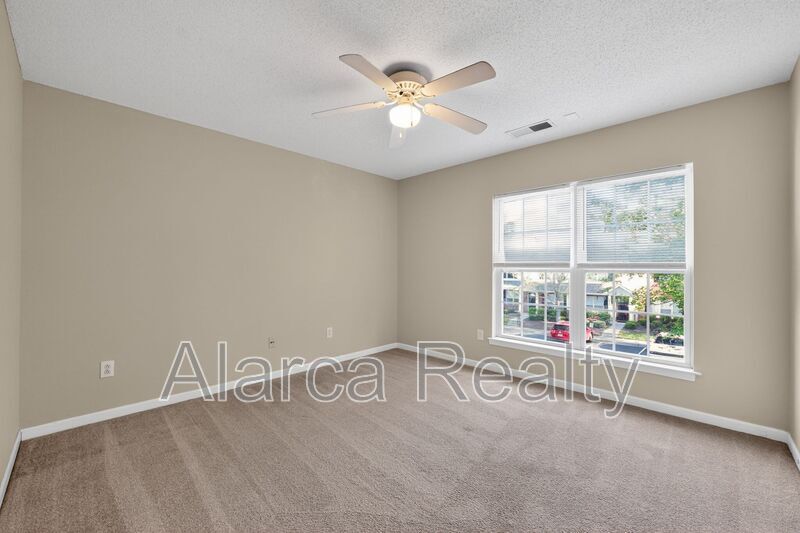 For Rent: 2817 Summergrove Ct, Matthews, NC 28105 property image