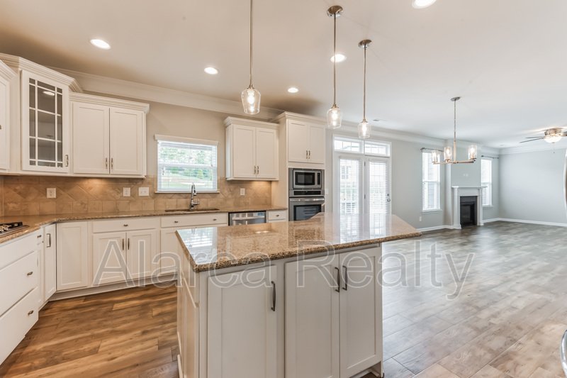 For Rent: 7419 Canova Ln Charlotte NC 28278 property image