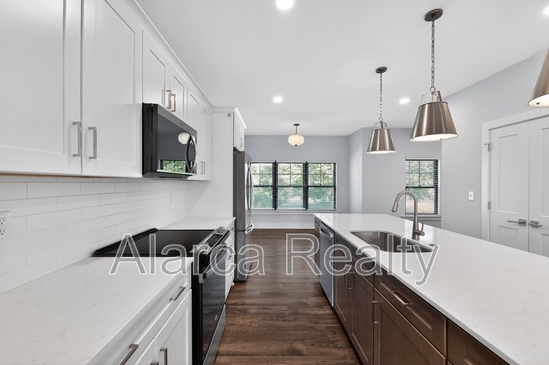 For Rent: 714 Falling Oak Aly Huntersville NC 28078 property image