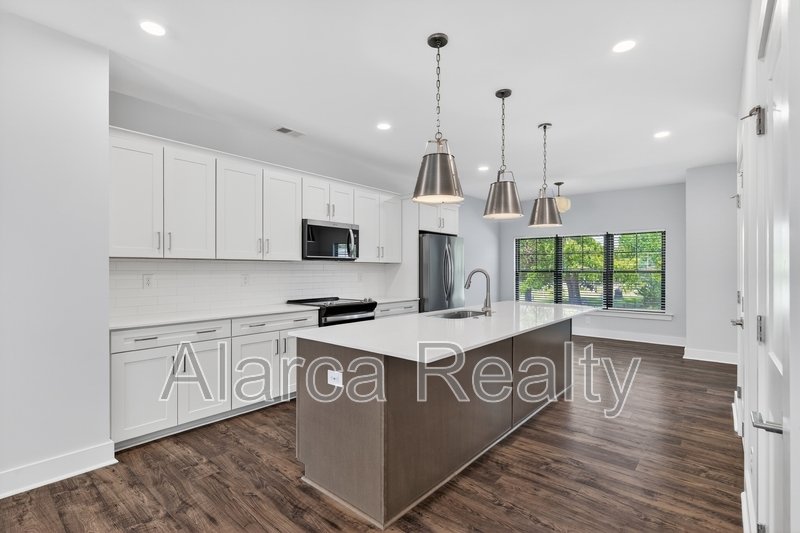 For Rent: 714 Falling Oak Aly Huntersville NC 28078 property image