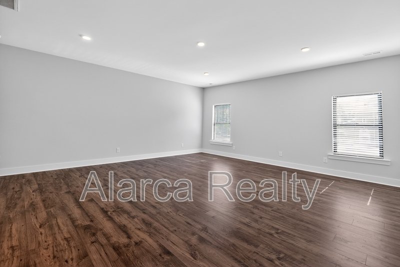 For Rent: 714 Falling Oak Aly Huntersville NC 28078 property image