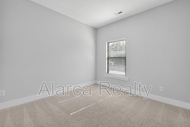For Rent: 714 Falling Oak Aly Huntersville NC 28078 property image