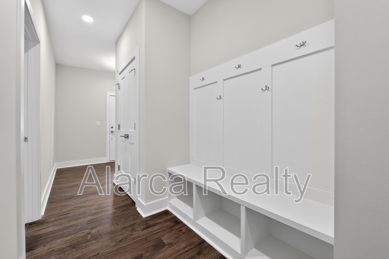 For Rent: 714 Falling Oak Aly Huntersville NC 28078 property image