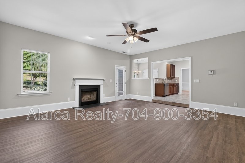 For Rent: 2041 White Cedar Ln Waxhaw NC 28173 property image