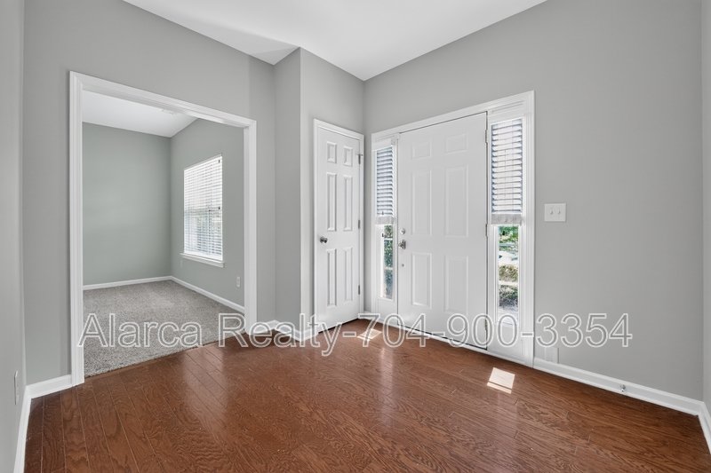 For Rent: 2041 White Cedar Ln Waxhaw NC 28173 property image