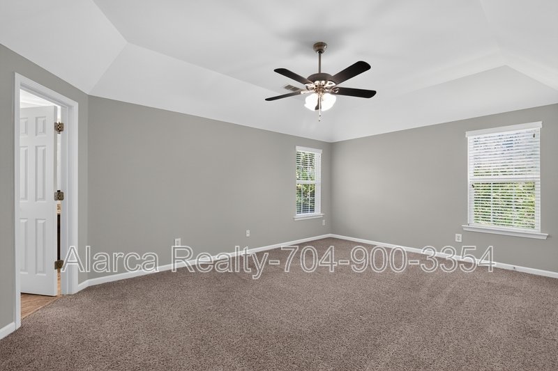 For Rent: 2041 White Cedar Ln Waxhaw NC 28173 property image