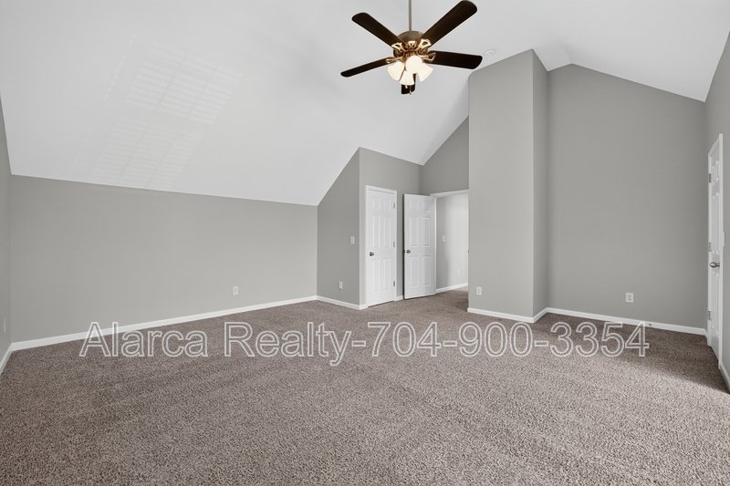 For Rent: 2041 White Cedar Ln Waxhaw NC 28173 property image