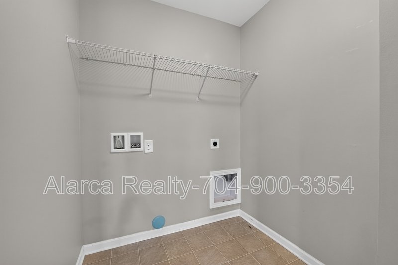 For Rent: 11528 Lottingly Dr Huntersville NC 28078 property image