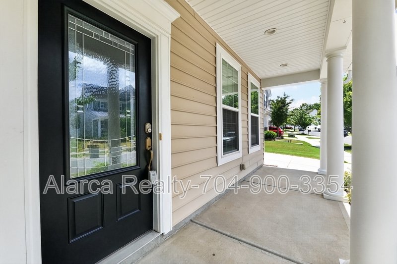 For Rent: 11528 Lottingly Dr Huntersville NC 28078 property image