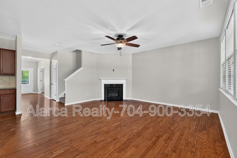 For Rent: 11528 Lottingly Dr Huntersville NC 28078 property image