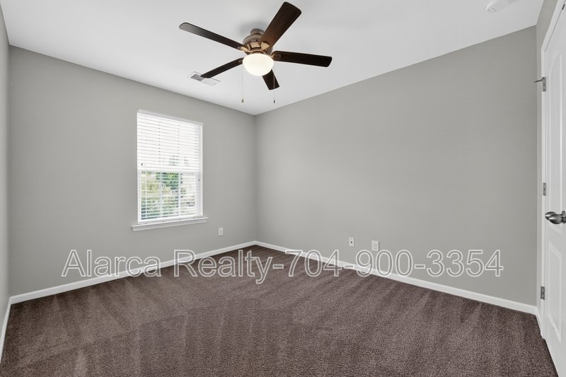 For Rent: 11528 Lottingly Dr Huntersville NC 28078 property image