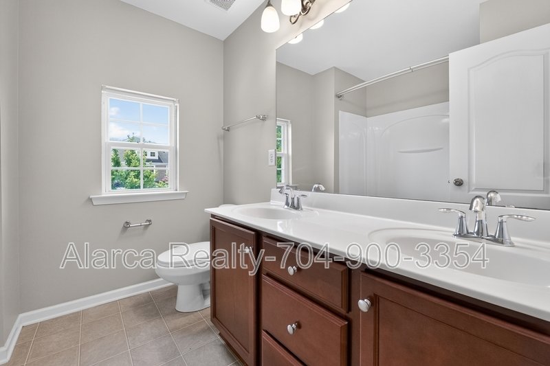 For Rent: 11528 Lottingly Dr Huntersville NC 28078 property image