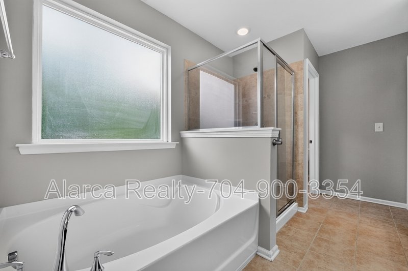 For Rent: 11528 Lottingly Dr Huntersville NC 28078 property image