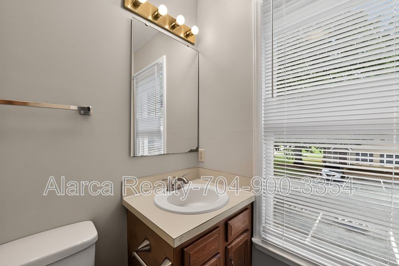 For Rent: 3134 Driftwood Dr Apt A Charlotte NC 28205 property image