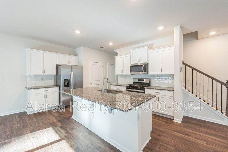 For Rent: 14220 Wilson Mac Ln Charlotte NC 28278 property image