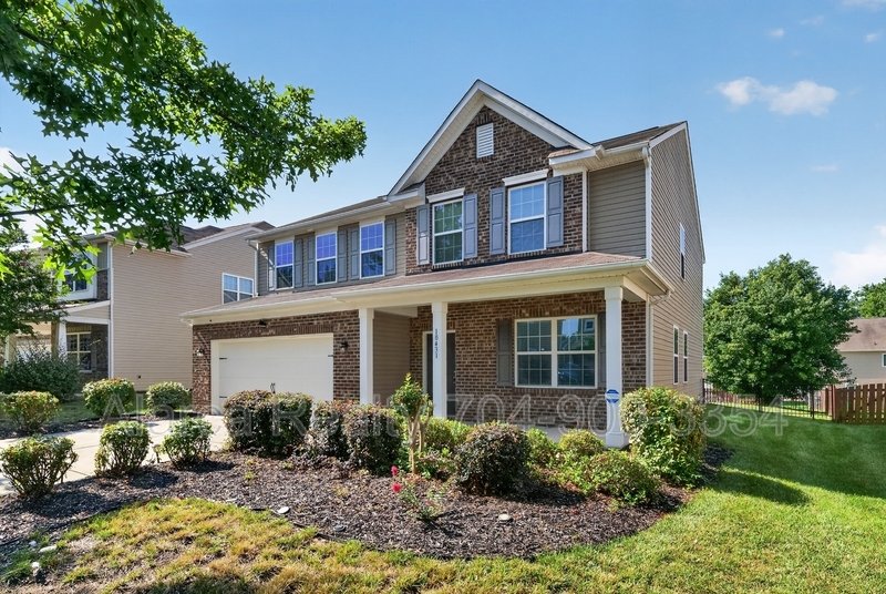 For Rent: 10431 Paisley Abbey Ln Charlotte NC 28273 property image