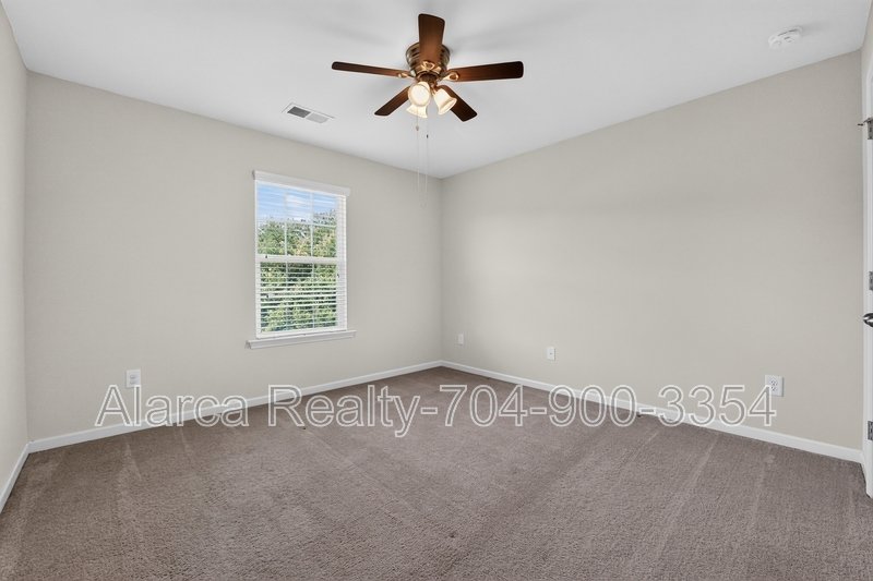 For Rent: 10431 Paisley Abbey Ln Charlotte NC 28273 property image