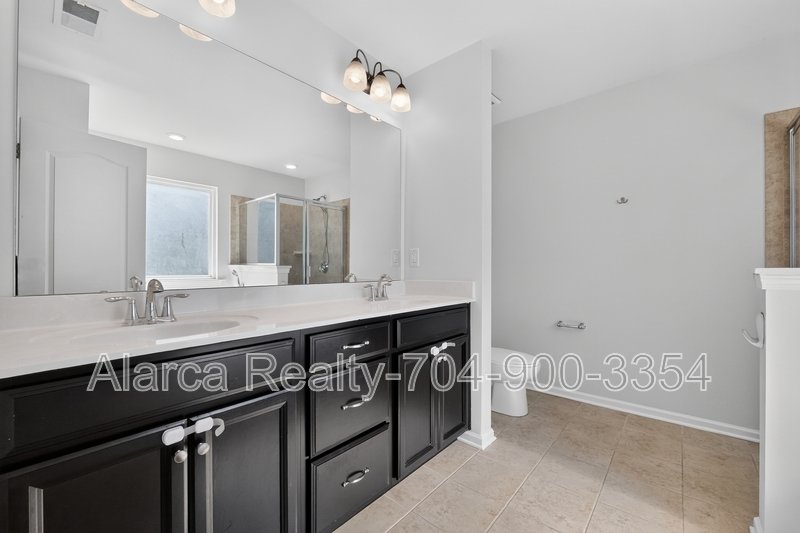 For Rent: 10431 Paisley Abbey Ln Charlotte NC 28273 property image