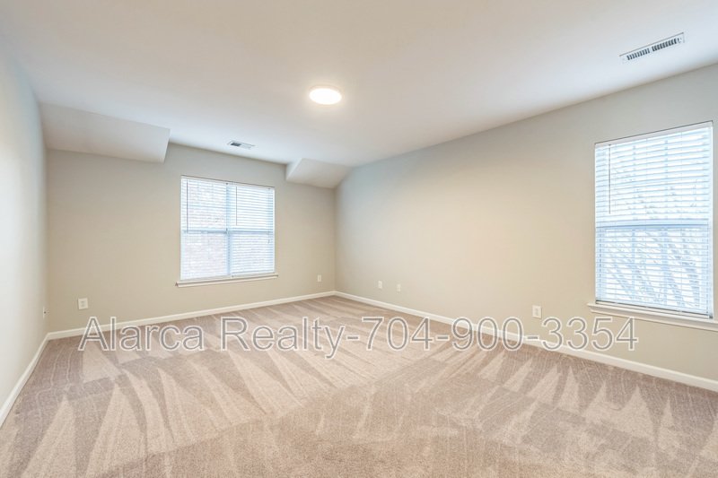 For Rent: 	2901 Meherrin Ct Waxhaw NC 28173 property image