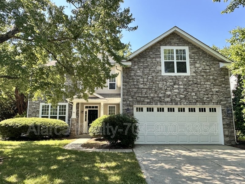 For Rent: 	2901 Meherrin Ct Waxhaw NC 28173 property image