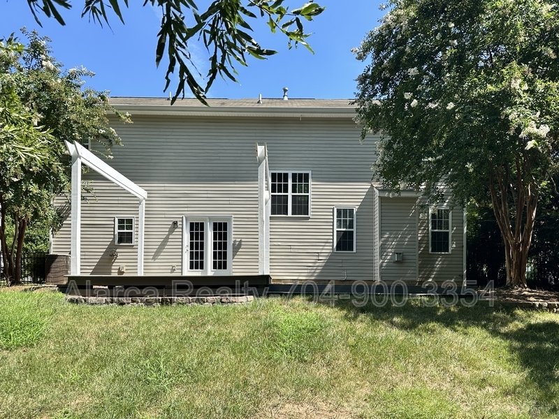 For Rent: 	2901 Meherrin Ct Waxhaw NC 28173 property image