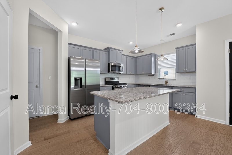 For Rent: 230 Quinn Rd # 21 Matthews NC 28104 property image