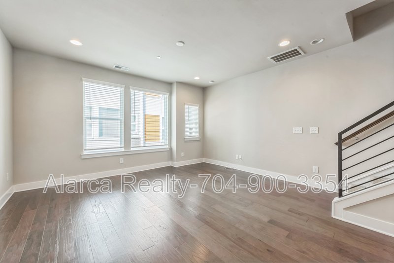 For Rent: 1311 Millpark Lane #13, Charlotte, NC 28203 property image
