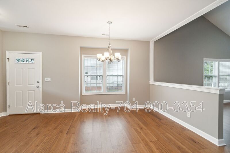 For Rent: 4218 Amherst Villa Ct Charlotte NC 28273 property image