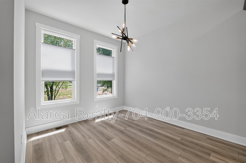 For Rent: 5018 Tiny Ln Charlotte NC 28203 property image