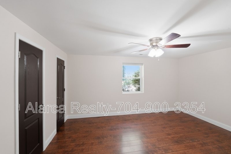 For Rent: 1542 Monument Ave Gastonia NC 28052 property image