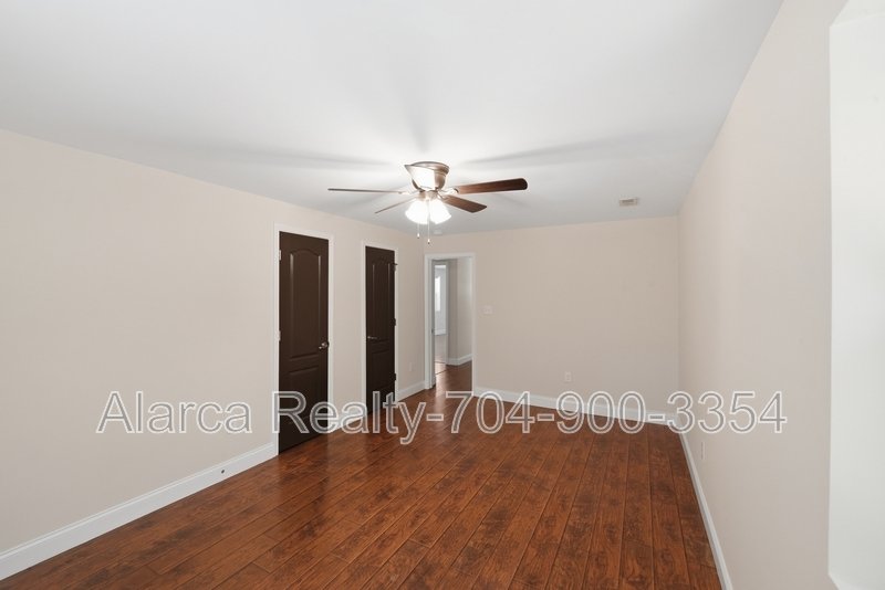 For Rent: 1542 Monument Ave Gastonia NC 28052 property image