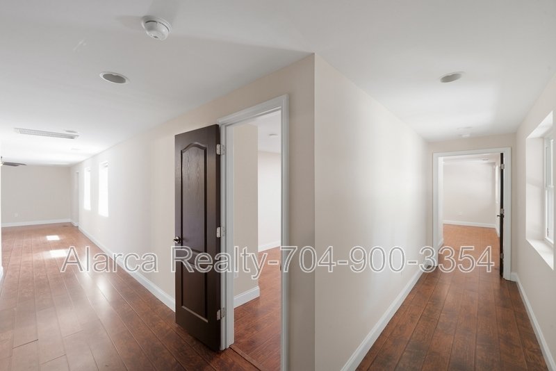 For Rent: 1542 Monument Ave Gastonia NC 28052 property image