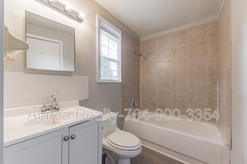For Rent: 9333 Kendall Dr Charlotte NC 28214 property image